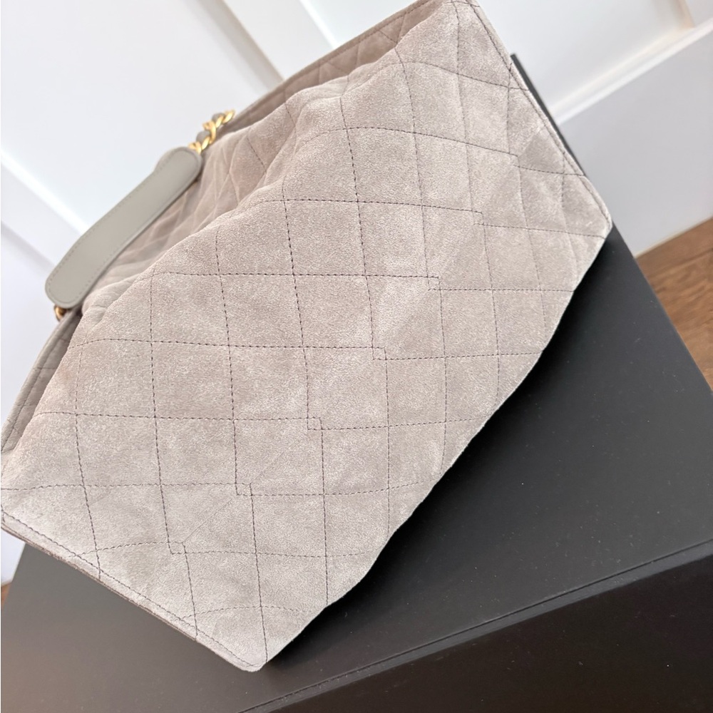 Chanel Taupe Quilted Shoulder Bag - Picture 5 of 7